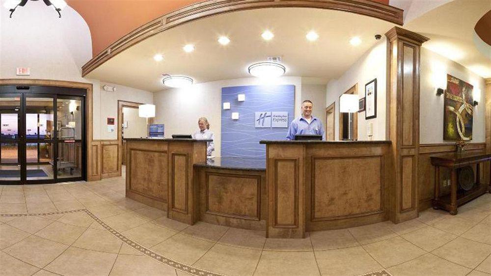 Holiday Inn Express Hotel And Suites Kingsville By Ihg Esterno foto