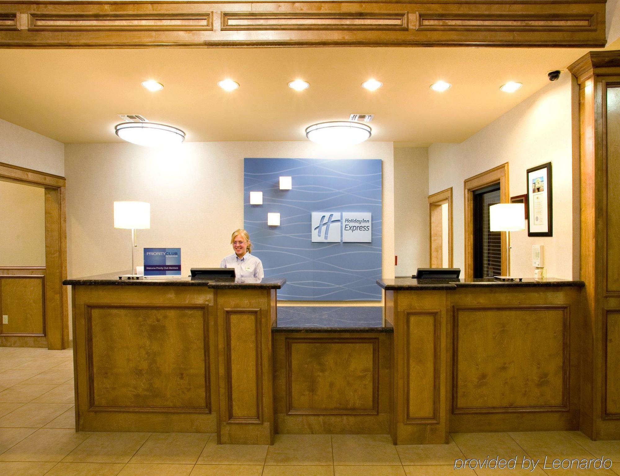 Holiday Inn Express Hotel And Suites Kingsville By Ihg Interno foto