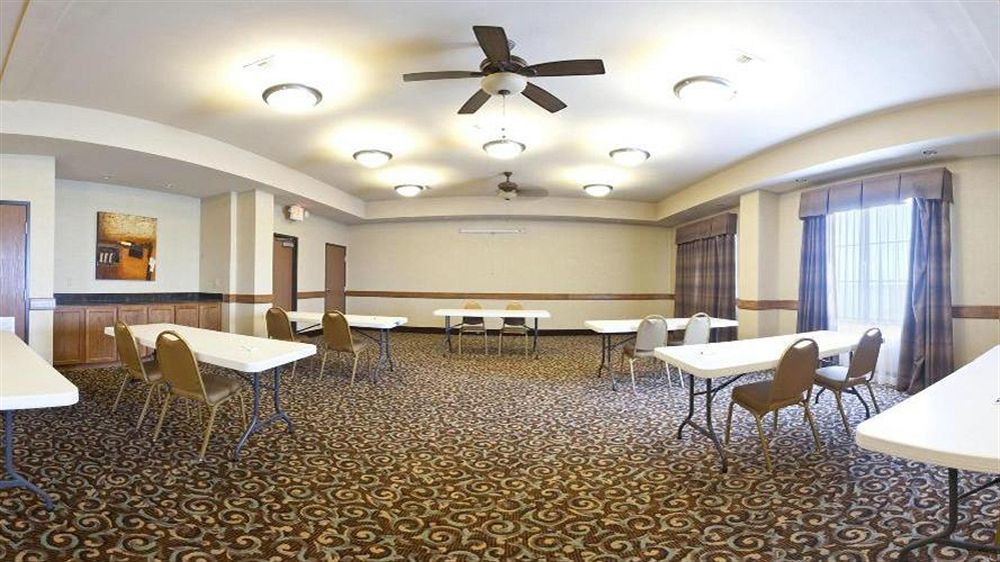 Holiday Inn Express Hotel And Suites Kingsville By Ihg Esterno foto